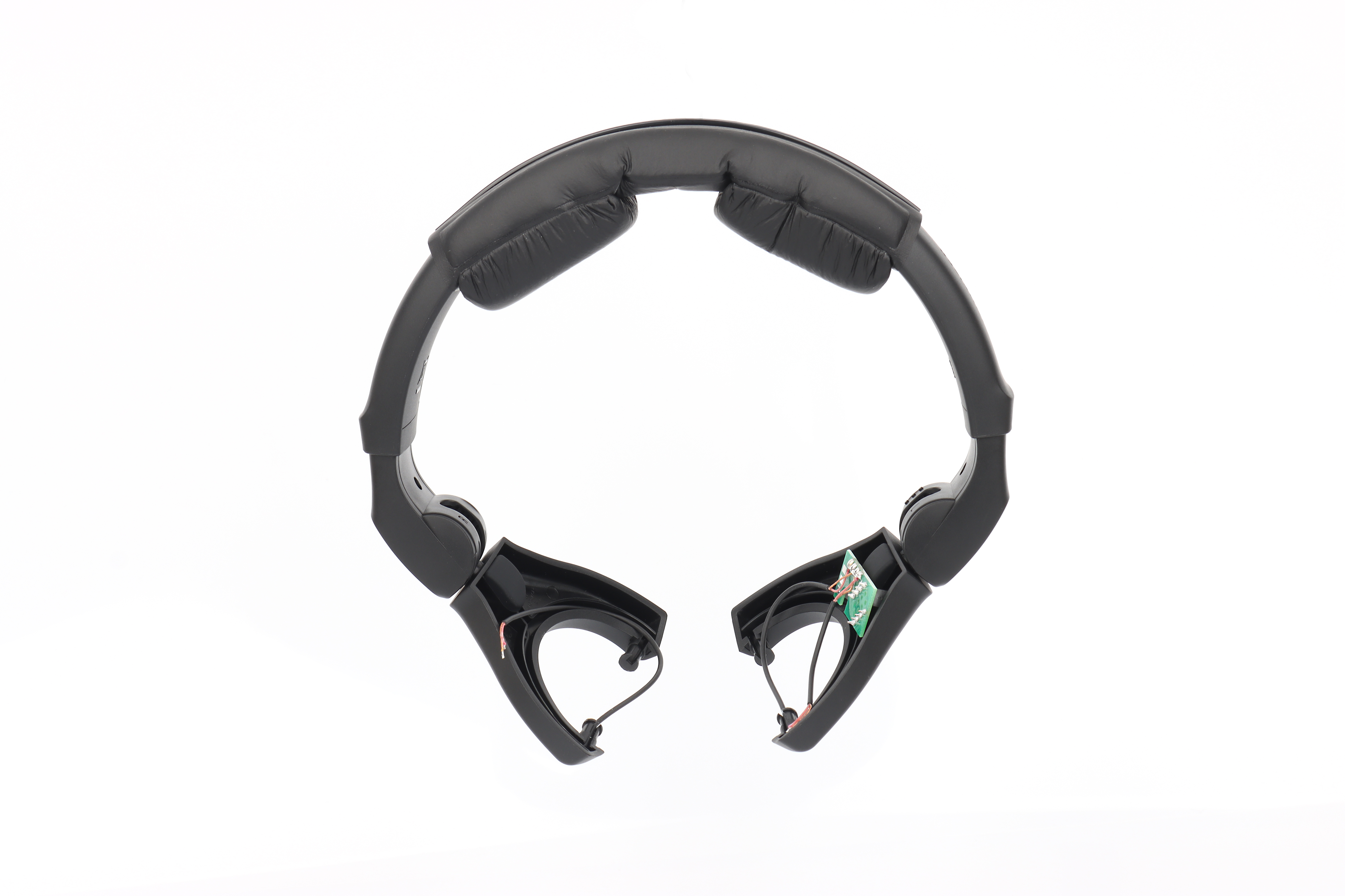 Semi-assembly for headphone